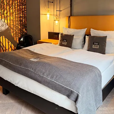 Holiday Inn - The Niu, Cobbles Essen By Ihg-3