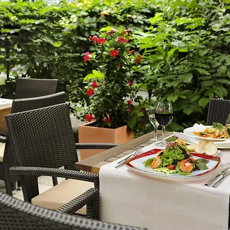 Novotel Duesseldorf City West-2