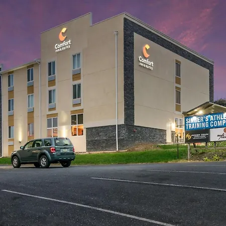 Comfort Inn & Suites Harrisburg - Hershey West-2