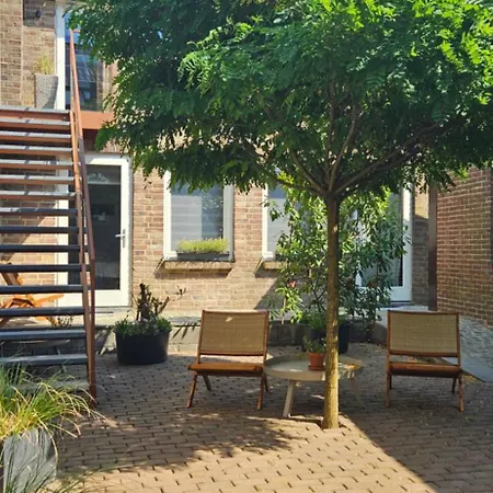 Auberge A Gen Kirk B&B-3