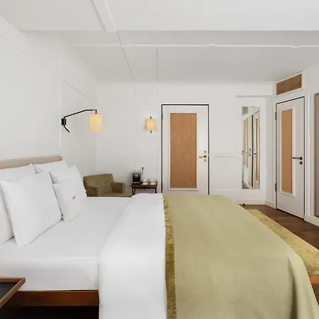 Louis Hotel-2