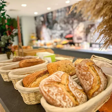 ibis Styles Nimes Gare Centre-3