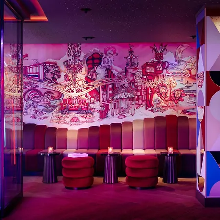 Nyx Hotel Amsterdam Rembrandt Square-3