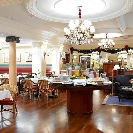 Hotel Carlos V-2