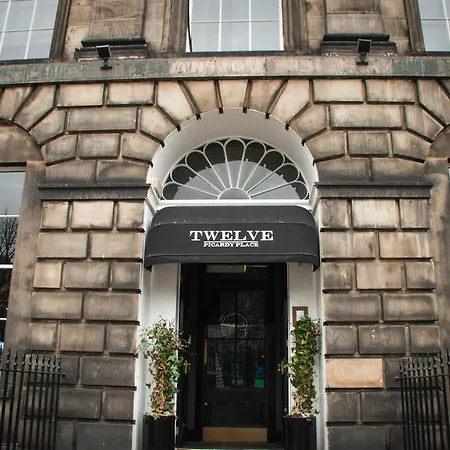 Rooms & Suites Picardy Place-2