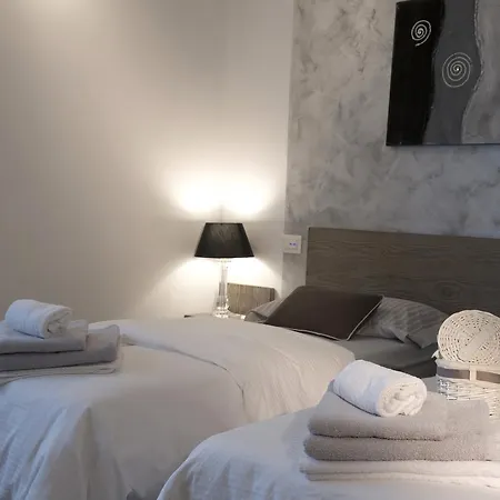 Le Suites - di fronte Ospedale Sacro Cuore-3