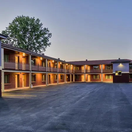 Aarya Hotel By Niagara Fashion Outlets-3