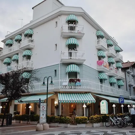 Hotel Flora-2