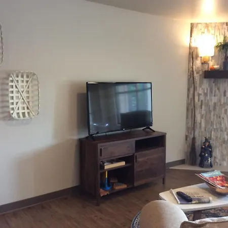 Scenic Shore Inn-3
