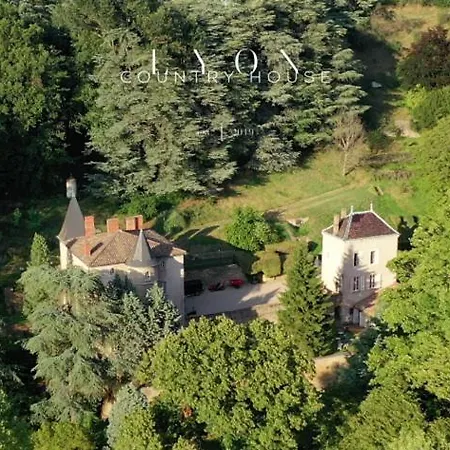 Lyon Country House-3