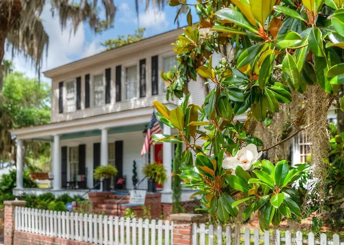 Open Gates Bed & Breakfast Darien