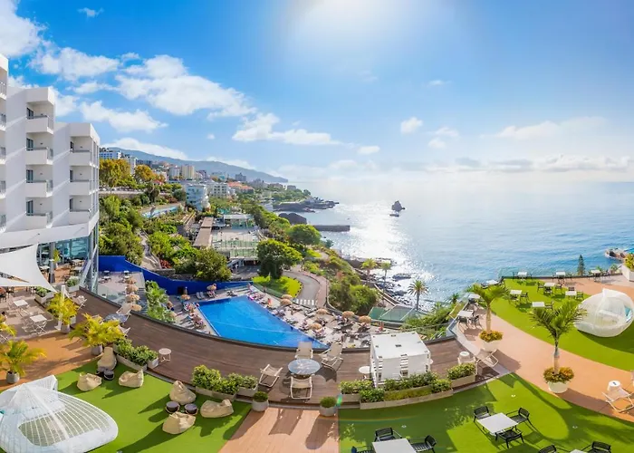 Hotel Baia Azul Funchal 