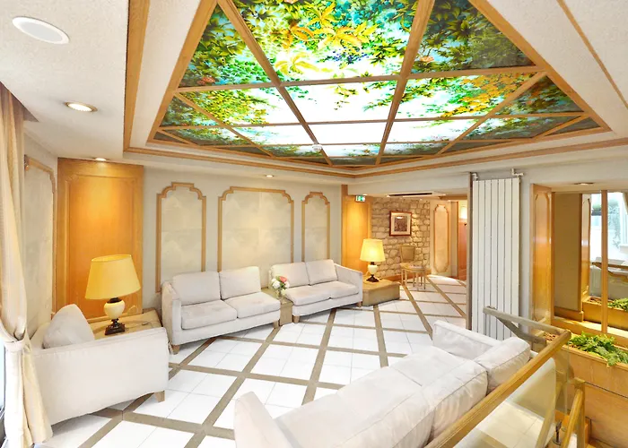 Hotel Renoir Montparnasse Parigi