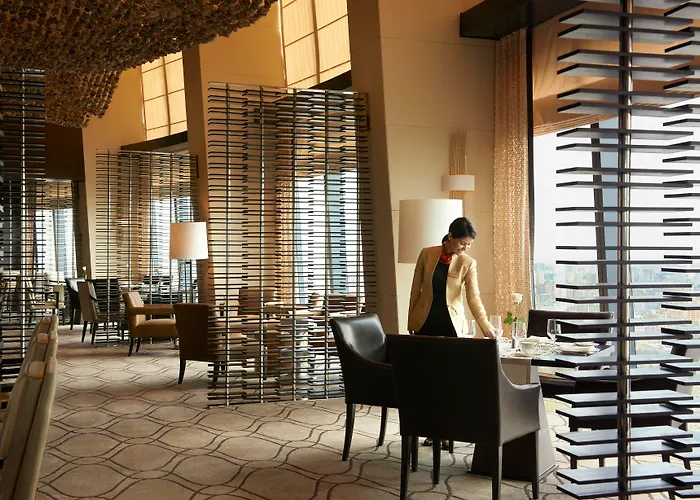 Fairmont Baku, Flame Towers Hotel