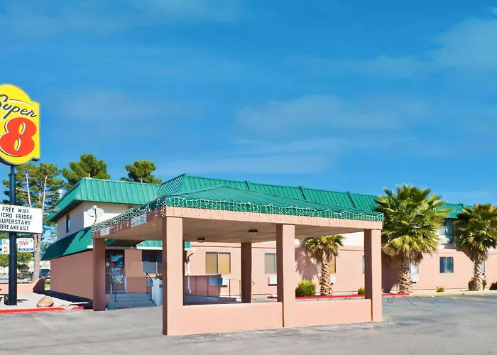 Super 8 By Wyndham Alamogordo - White Sands