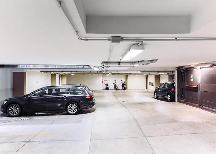 Adriano Residence