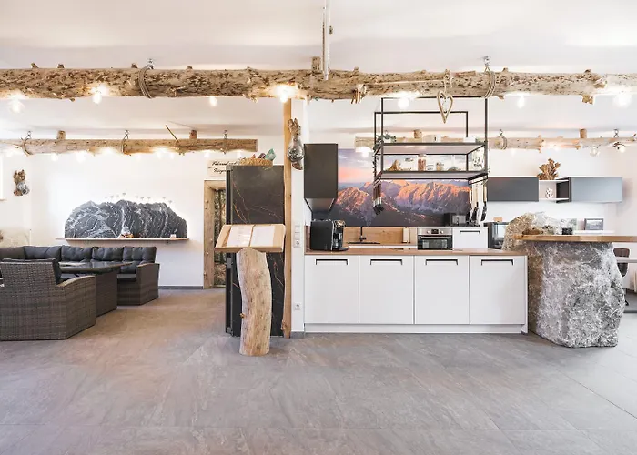 Hotel Xeis NeSt Admont