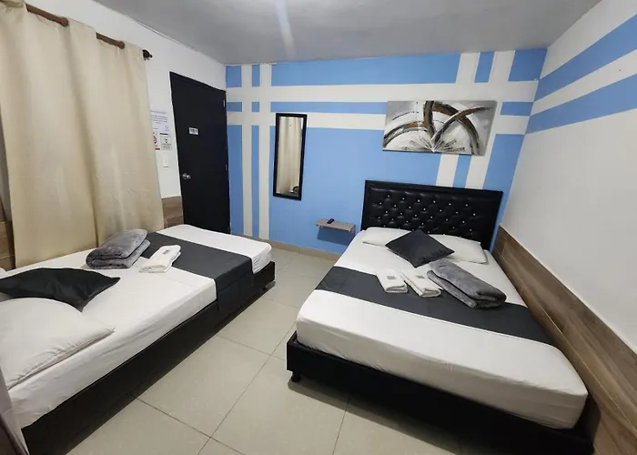 Hotel Medellin Calasanz