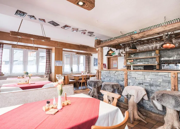 Hotel Xeis NeSt Admont
