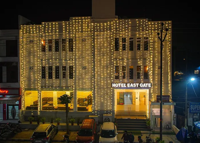 Hotel Agra Dazzling East Gate