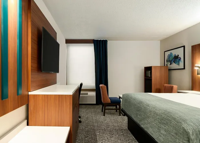 Wingate By Wyndham Williamsburg Hotel