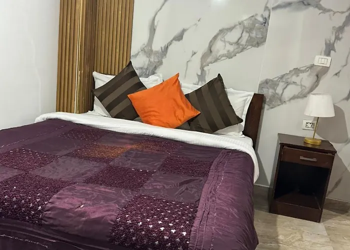 Downtown Hotel