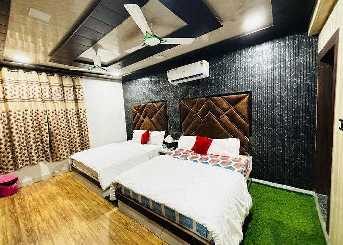 Hotel Chahat Palace Agra 