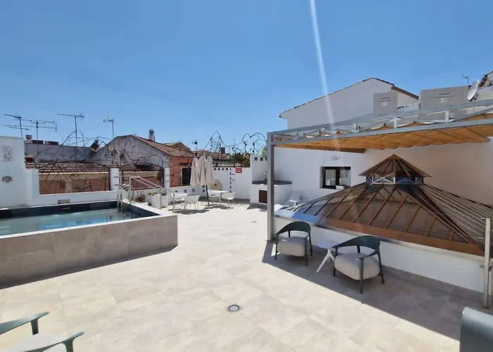 Hotel Oleum - Parking Gratuito bajo disponibilidad y reserva previa Andújar