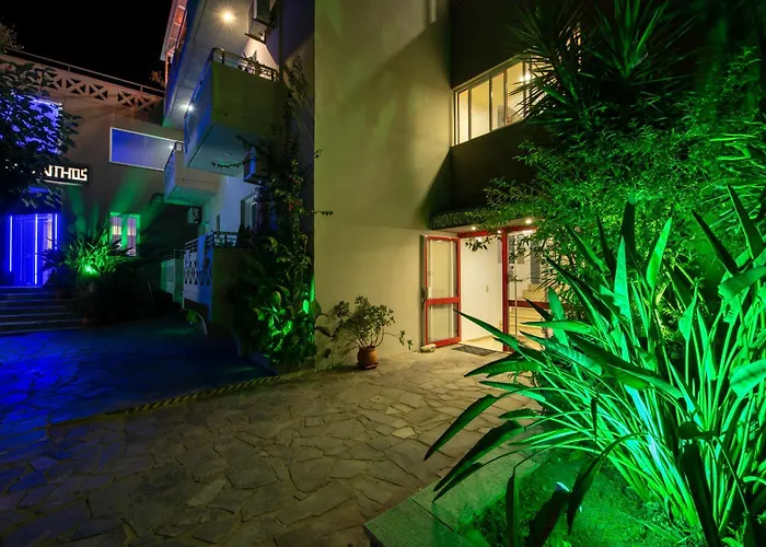 Labyrinth Hotel