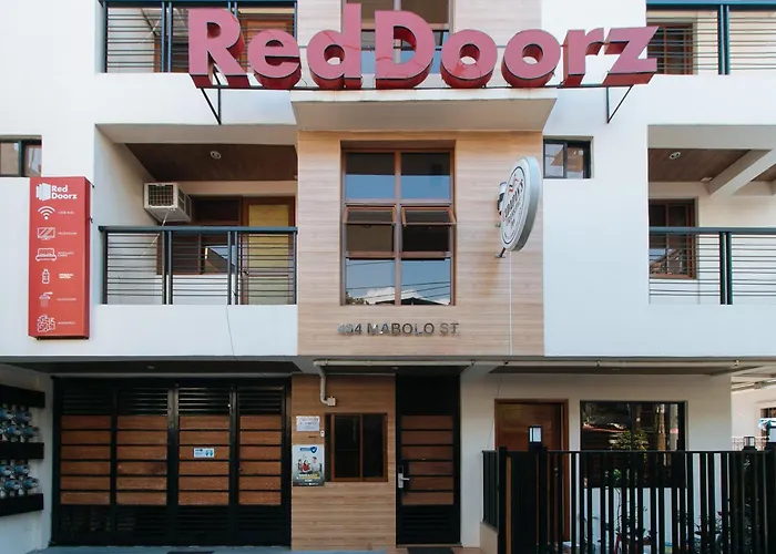 Reddoorz Plus Near Uptown Bgc Mall