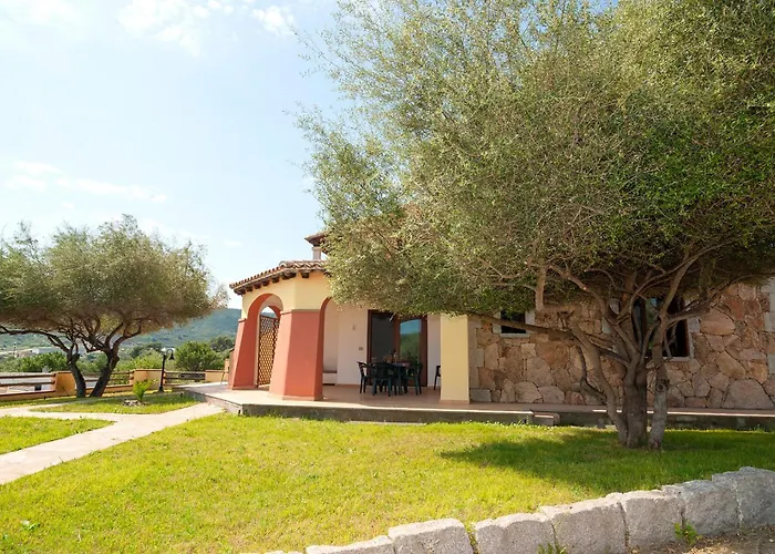 Aparthotel Li Troni Budoni