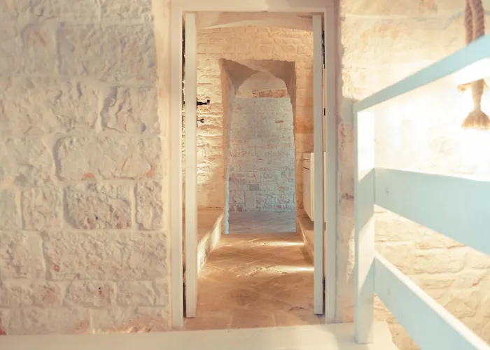 Trulli Antichi Mestieri - Widespread Trulli In The Historic Center