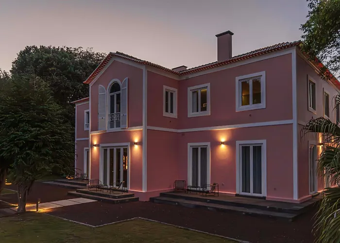 Solar dos Cantos Botanic House&Garden