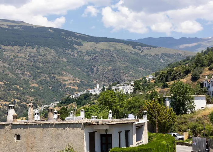 Villa Turistica de Bubión