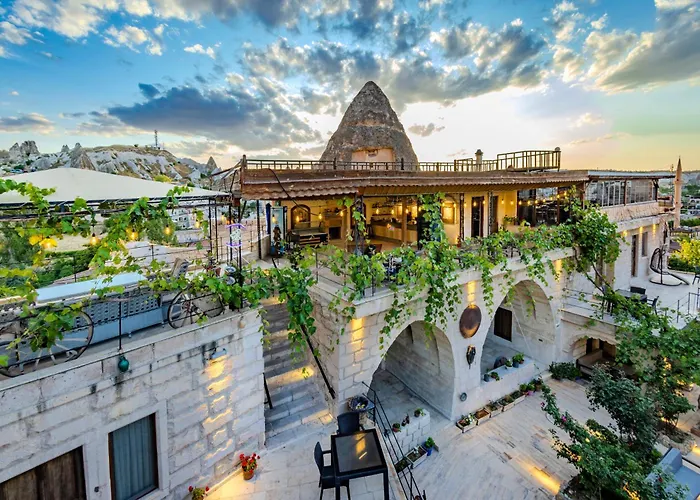 Kayatas Cave Suites
