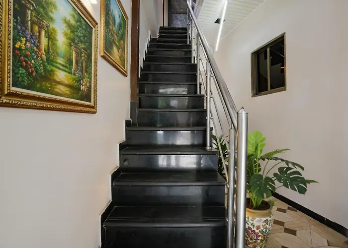 Fabhotel Comfort Stay