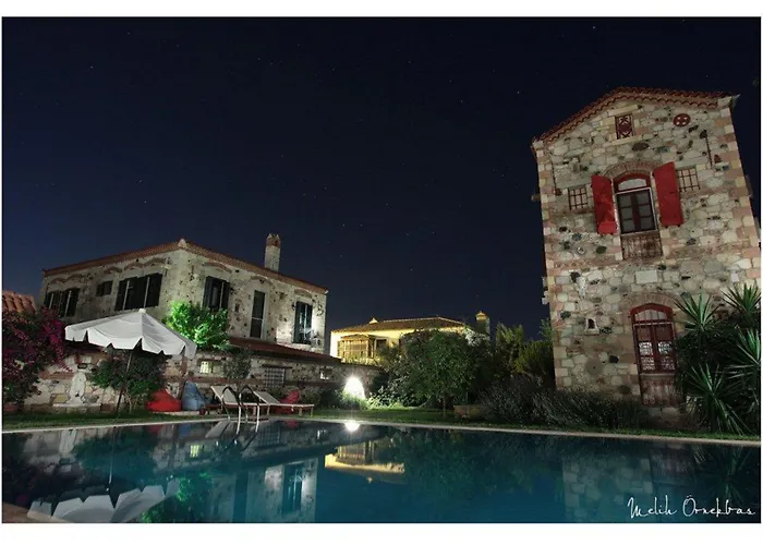 Alacati Zeytin Konak Hotel