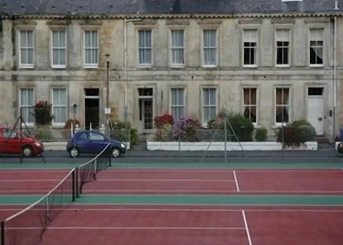 Eglinton Guest House