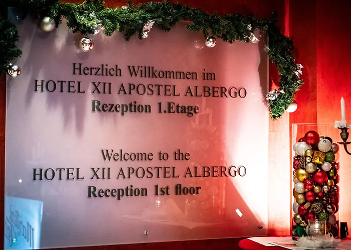XII Apostel Albergo Cologne