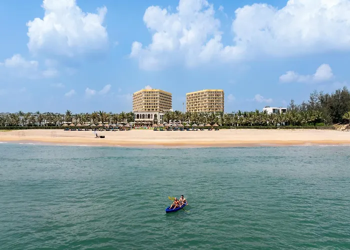 Wyndham Hoi An Royal Beachfront Resort & Villas