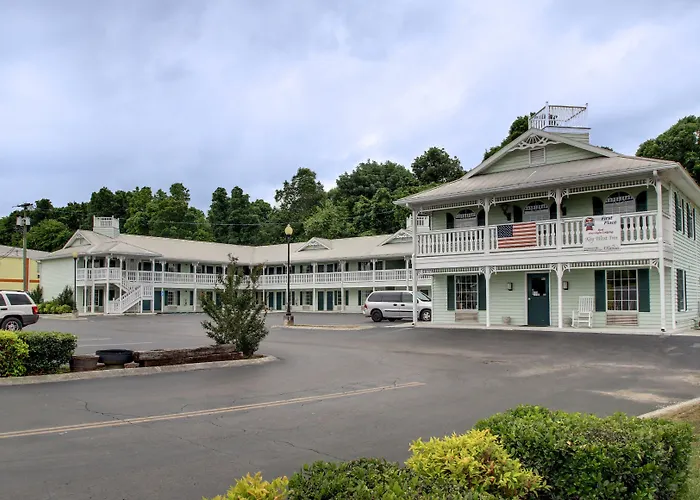 Key West Inn - Lafayette