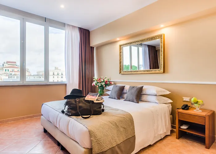 Raeli Hotel Lux Rome