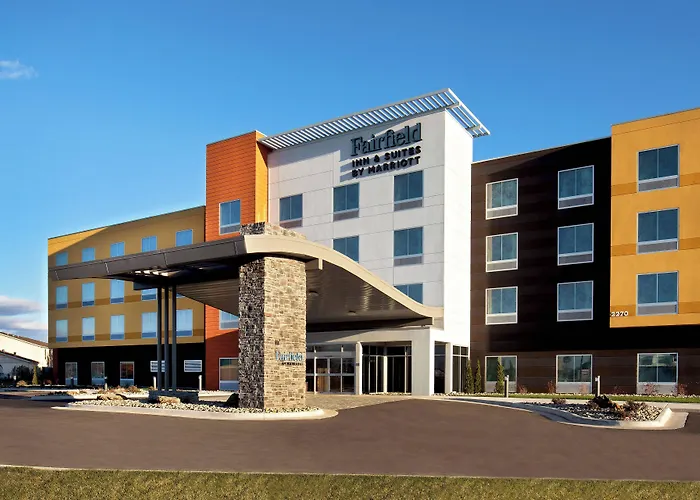 Fairfield Inn & Suites By Marriott Mcpherson