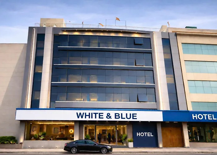 Hotel White & Blue Delhi Airport New Delhi
