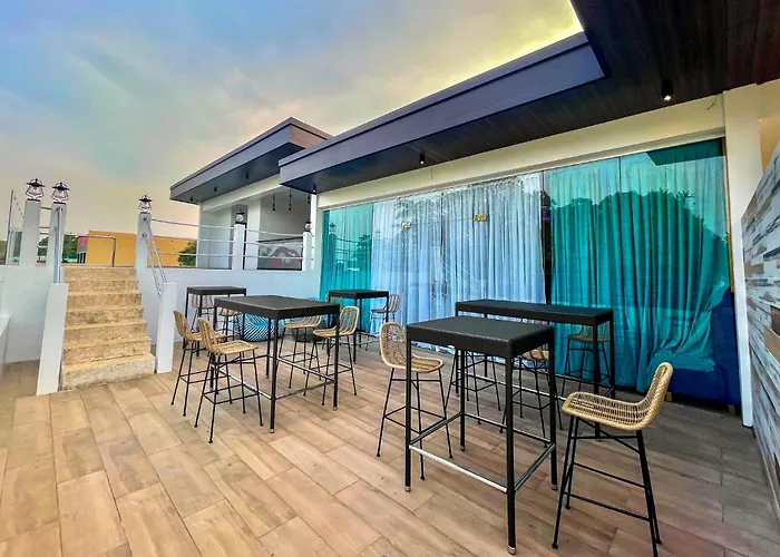 Lighthouse Point Hotel Dumaguete City