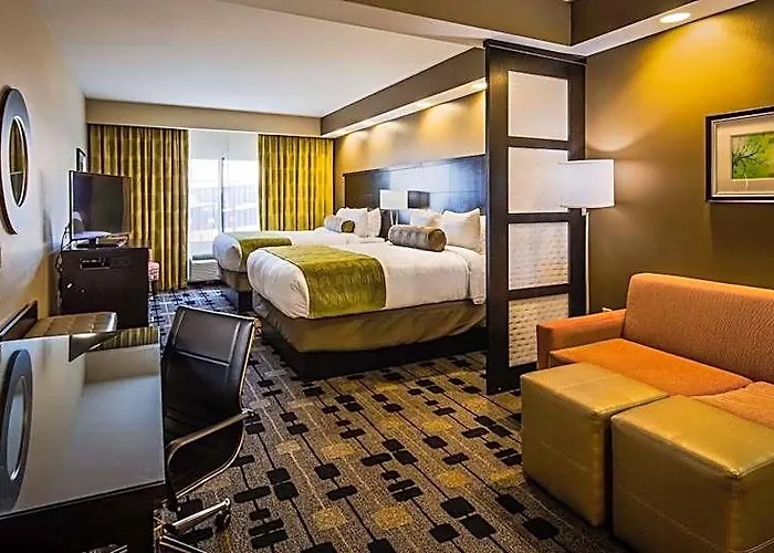 Best Western Plus University Inn Hattiesburg