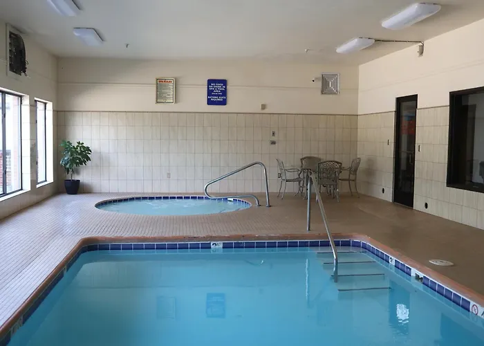 Luxury Inn & Suites