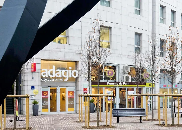 Aparthotel Adagio La Défense Esplanade Puteaux