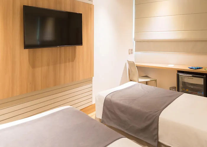Hotel Atlantico Travel Copacabana