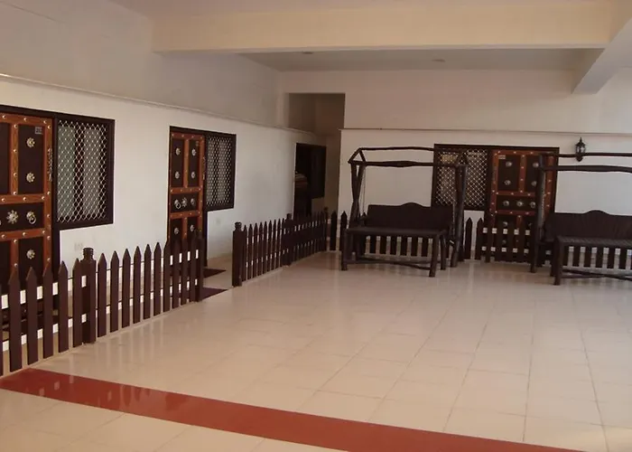 Hotel Dawat Palace